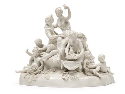 A springtime group with 9 figures, - Glass and porcelain