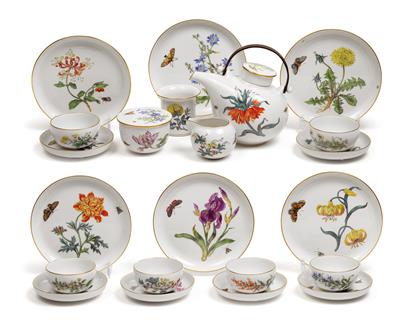 A tea service, - Sklo, Porcelán