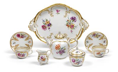 A dejeuner for tea, - Glass and Porcelain