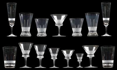 A glass service, - Glass and Porcelain
