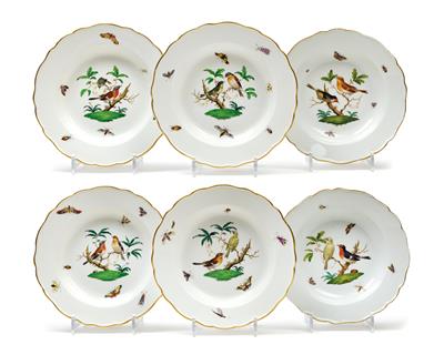 Fourteen soup plates, - Sklo a Porcelán