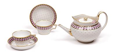 A teapot with lid and 2 tea cups with 2 saucers, - Sklo a Porcelán