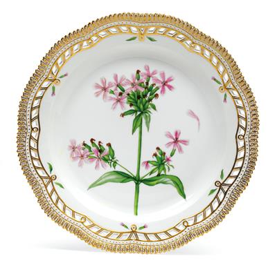 A "Flora Danica" platter "Saponaria officinalis L.", - Glass and Porcelain
