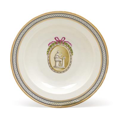 A neoclassical plate, - Vetri e porcellane