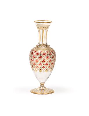 A small Lobmeyr vase, - Sklo a Porcelán