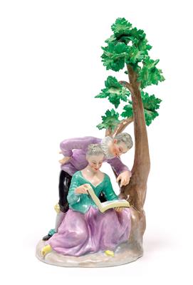 Baumgruppe mit lesender Dame und Kavalier, - Glas und Porzellan