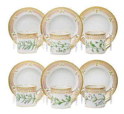 Flora Danica 6 Cups with 6 Saucers, - Vetri e porcellane