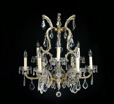 A Chandelier by Lobmeyr, - Vetri e porcellane