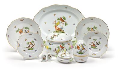 A Dinner Service, - Sklo a Porcelán