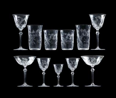 A Set of Glasses, - Vetri e porcellane