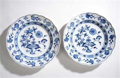 16 Zwiebelmuster Speiseteller, - Sklo a Porcelán