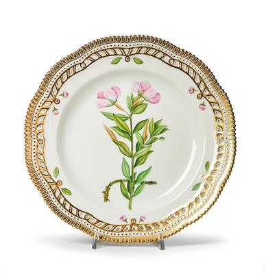 A Flora Danica Dinner Plate ‘Epilobium latifolium L.’, - Glass and Porcelain