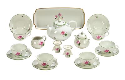 A Tea Service, - Vetri e porcellane