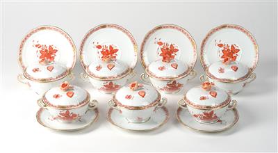 8 Consommé Cups with 8 Cover and 7 Saucers, diameter 16 cm, 1 replacement cover enclosed, Herend - Sklo a porcelán