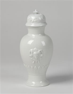A Böttger Anniversary Vase with Cover 1682-1719, Meissen - Glass and Porcelain