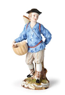 A Fisherman in Contrapposto Holding a Fishing Net with Left Hand on His Back and a Basket with Fish in His Right Hand, Meissen - Sklo a porcelán