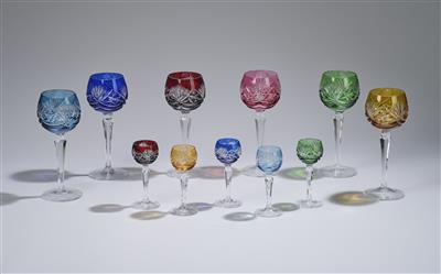Geschliffene Weingläser, 6 Stück und Schnapsgläser, 5 Stück - Glas & Porzellan