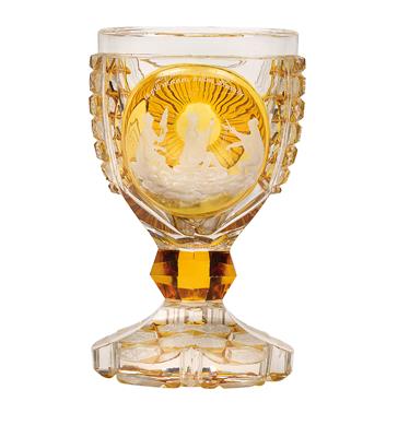 Pokal mit den drei Parzen 'Spinnet noch lange, es gilt meinem besten Freunde', - Glass and Porcelain