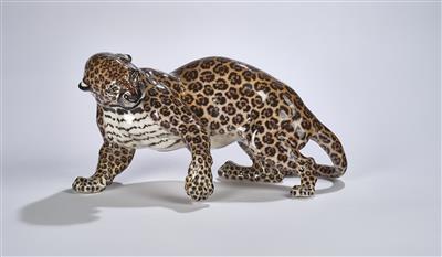 Leopard "Amidon" in Kampfstellung, Nymphenburg, - Glass and Porcelain