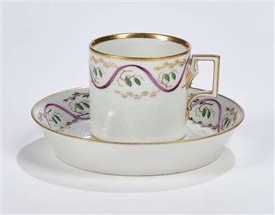 Tasse und Untertasse mit feinem "Dessin", Kaiserliche Manufaktur Wien 1815, - Vetri e porcellane