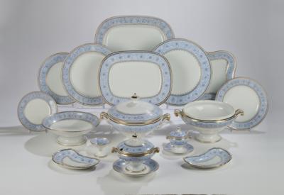 Großes Speiseservice, Böhmen, LIPPERT  &  HAAS IN SCHLAGGENWALD um 1845, - Glass & Porcelain