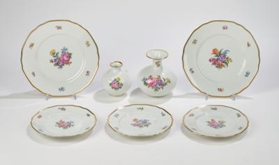 6 Speiseteller, 6 Dessertteller, 2 Kugelvasen, Augarten Wien, - Sklo a porcelán