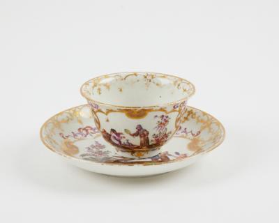 Koppchen mit Untertasse und Chinoiserien, Meißen um 1740, - Sklo a porcelán