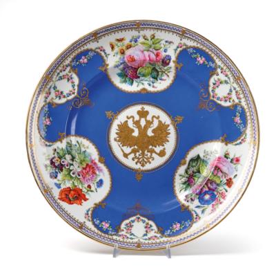 Sehr repräsentative große Platte mit dem russischen Doppeladler und königsblauem Fond, - Sklo a porcelán
