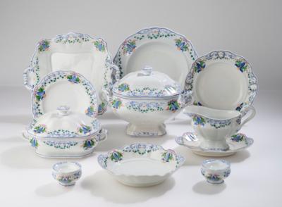 Speiseserviceteile, Kaiserliche Manufaktur, Wien 1846-50, - Glass and Porcelain