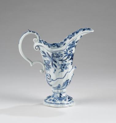 Helmkanne mit Blaumalerei, Meissen 2. Drittel 18. Jh. - Glass and Porcelain