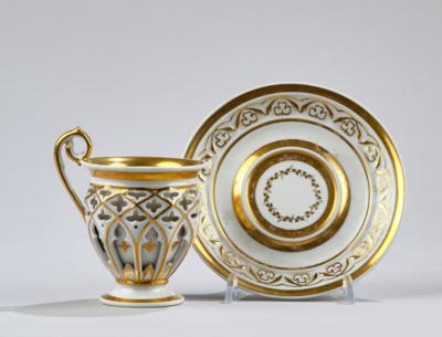 Tasse mit Untertasse, Kaiserliche Manufaktur, Wien 1837, - Sklo a porcelán