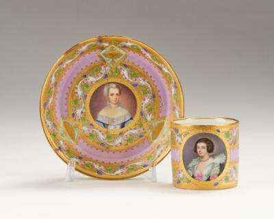 Porträttasse und -untertasse, Kaiserliche Porzellanmanufaktur, Wien 1799, Sorgenthal Periode, - Glas & Porzellan
