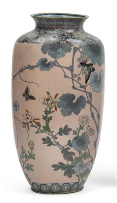 Cloisonné vase, - Antiques: Clocks, Metalwork, Asiatica, Faience, Folk art, Sculptures