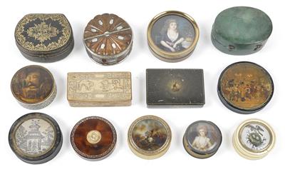 Collection of snuffboxes and boxes with lids, - Antiquariato - orologi, metalli lavorati, asiatica, ceramica faentinas, arte popolare, sculture