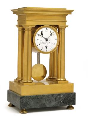 A fine Empire Period ormolu portico clock with 1/4 hour striking mechanism "Meuron & Comp." - Antiques: Clocks, Sculpture, Faience, Folk Art