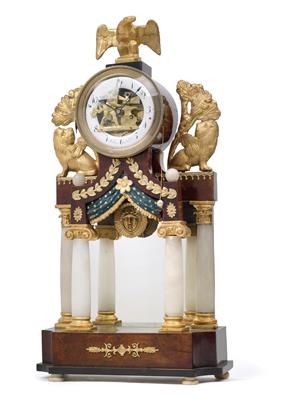 A small Empire Period commode clock with automaton - Starožitnosti