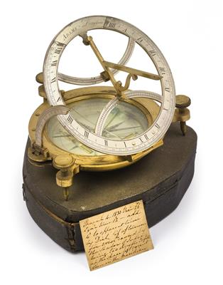 A c. 1770 George Adams London equinoctial Compass Sundial - Clocks, Metalwork, Faience, Folk Art, Sculptures +Antique Scientific Instruments and Globes