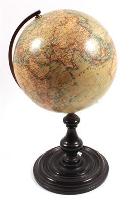 A c. 1900 Heinrich Kiepert terrestrial Globe - Orologi, metalli lavorati, arte popolare e ceramica faentina, sculture  +Strumenti scientifici e globi d'epoca