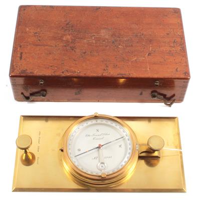 A 1901 Otto Fennel Sons brass Miner’s Compass - Clocks, Metalwork, Faience, Folk Art, Sculptures +Antique Scientific Instruments and Globes