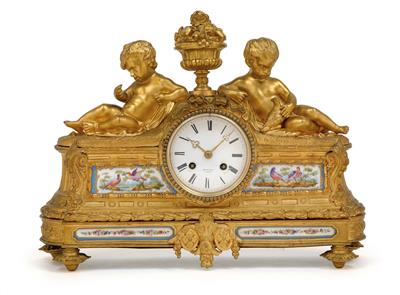A neoclassical bronze clock with porcelain inlay - Starožitnosti  +Historické vědecké přístroje a globusy