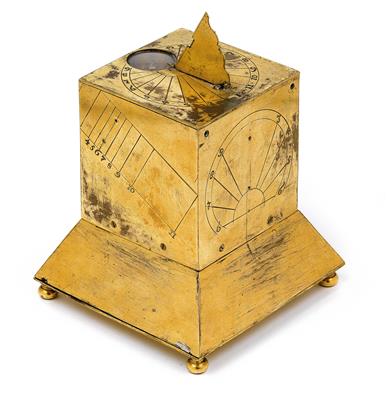 A second half of 16th century gilt brass polyhedral Sundial - Clocks, Metalwork, Faience, Folk Art, Sculptures +Antique Scientific Instruments and Globes