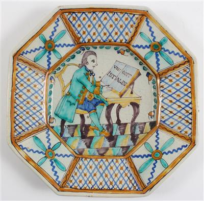 An octagonal plate, - Antiques: Clocks, Sculpture, Faience, Folk Art, Vintage