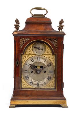 A Baroque bracket clock from England - Antiques: Clocks, Sculpture, Faience, Folk Art, Vintage