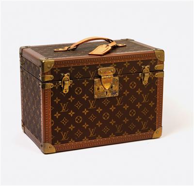 Sold at Auction: Louis Vuitton Monogram Canvas Cosmetic Trunk