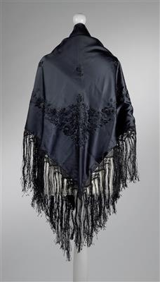 A shawl, - Starožitnosti