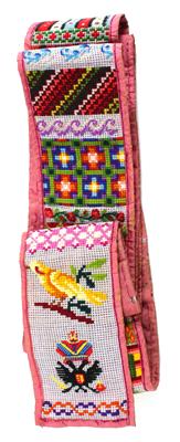 A strip of embroidery samples, - Antiquariato - orologi, sculture, maioliche, arte popolare