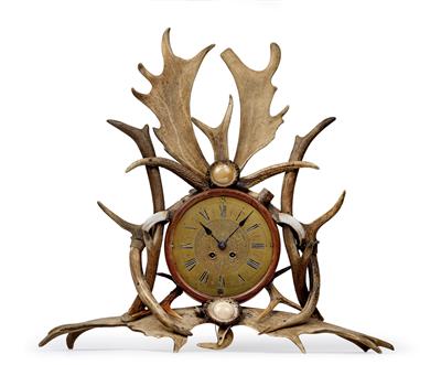 A hunting theme commode clock - Clocks, Vintage, Sculpture, Faience, Folk Art, Fan Collection