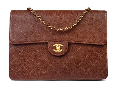 A Chanel Quilted Brown Leather Flap Bag - Antiquariato - orologi, vintage, arte asiatica, maioliche, arte popolare, sculture