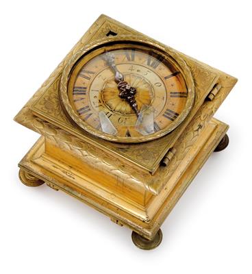 A Baroque horizontal table clock with single hand, - Antiques: Clocks, Vintage, Asian art, Faience, Folk Art, Sculpture