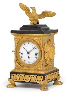 A small Empire bronze table clock - Antiques: Clocks, Vintage, Asian art, Faience, Folk Art, Sculpture